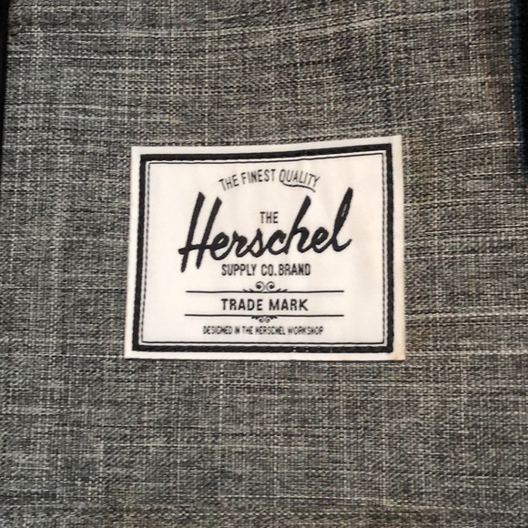 NWOT Herschel Supply Co. Classic Little America Backpack Raven Crosshatch Bak - Picture 4 of 14